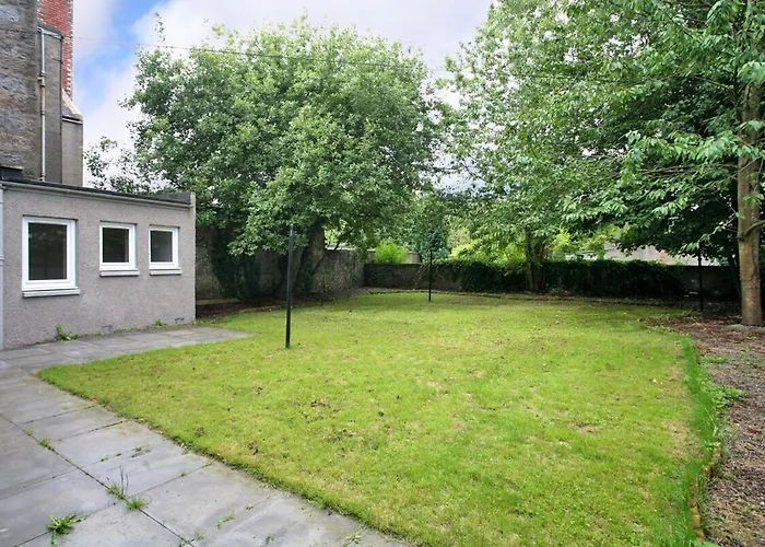 Springbank Apartment